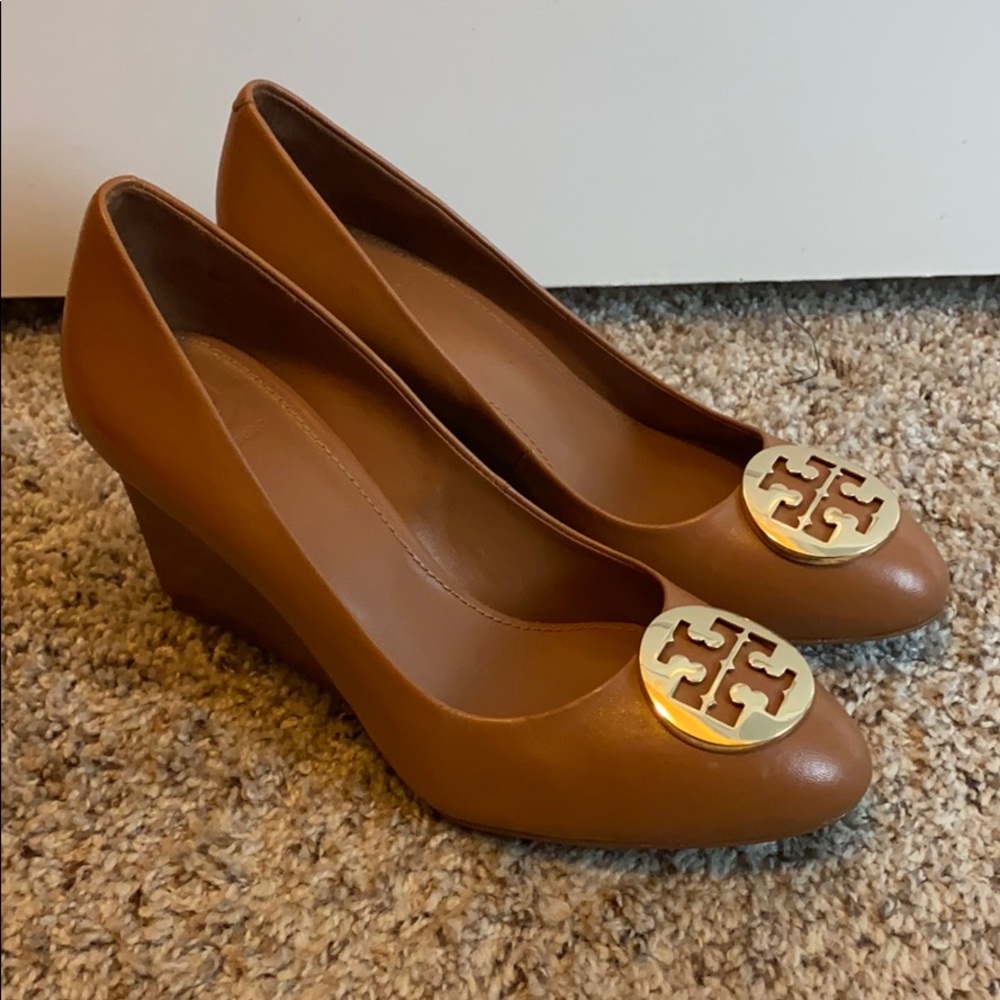 Tory Burch wedges size 7